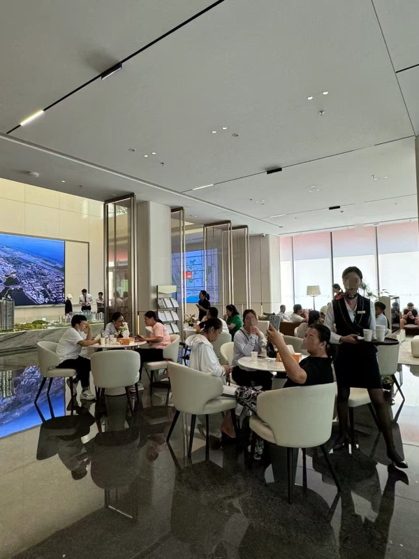 乐蒙网 地产观潮：楼市政策不断加力 房企准备年中冲刺