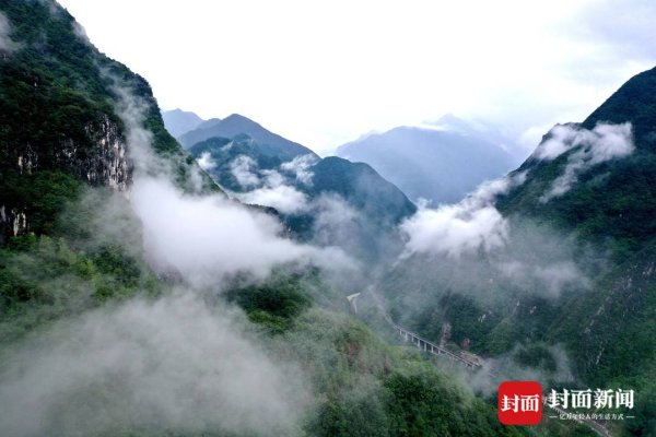 道正网 诚邀游客共赏秋日盛景 四川达州巴山大峡谷推出金秋钜惠｜创5A·巴山大峡谷更好玩